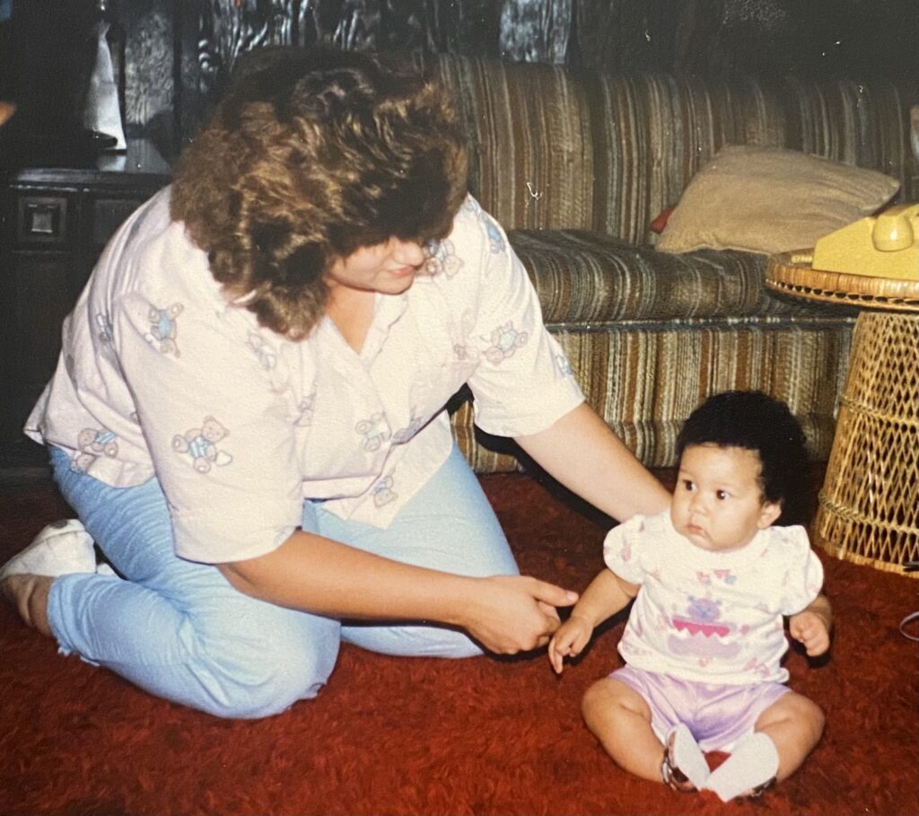 motherhood storytelling cincinnati photographer