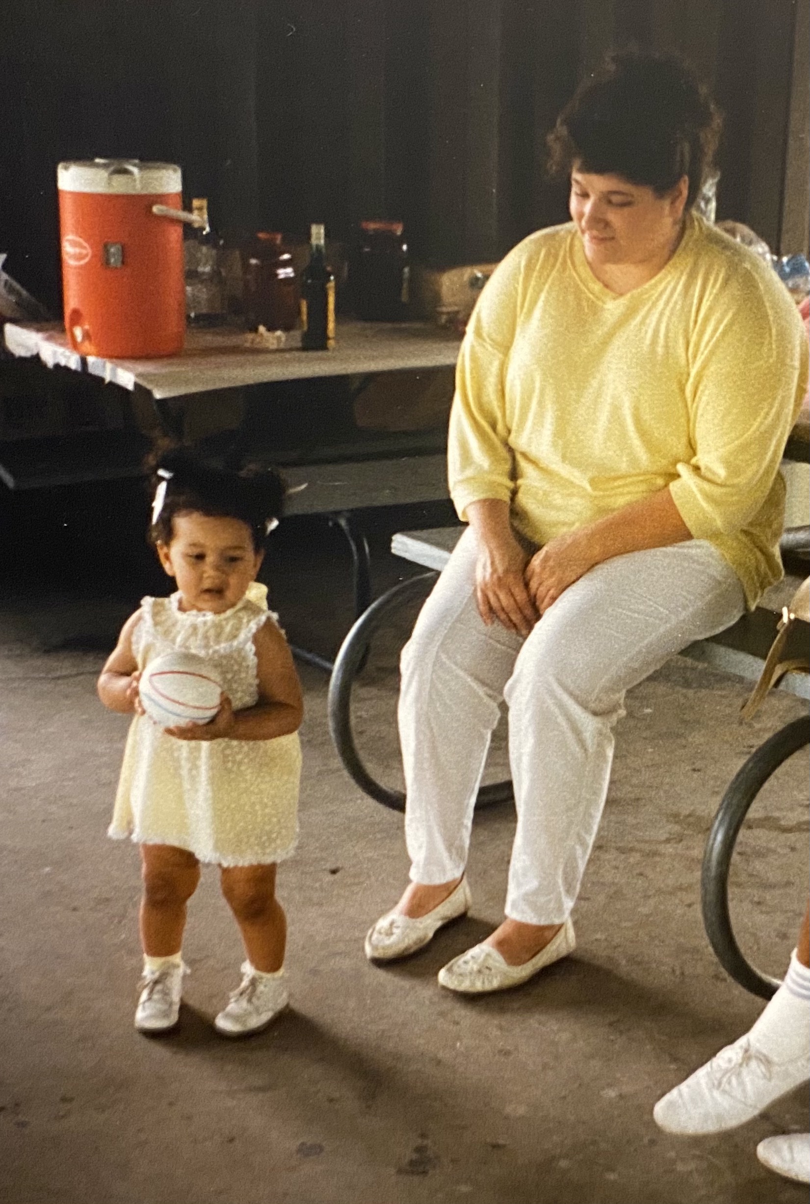 storytelling cincinnati newborn photographer