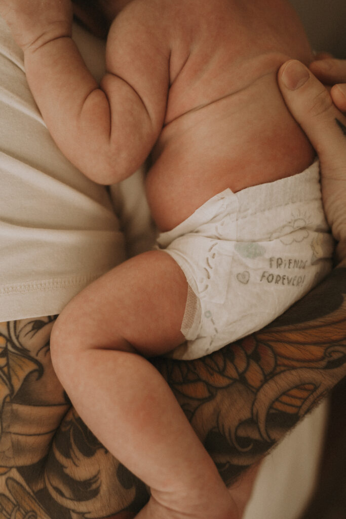 cincinnati newborn photographer sun and vine photography capturing baby details