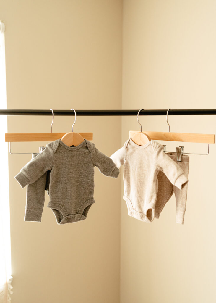 Sun & Vine Photography newborn closet outfits for in home newborn lifestyle photography sessions