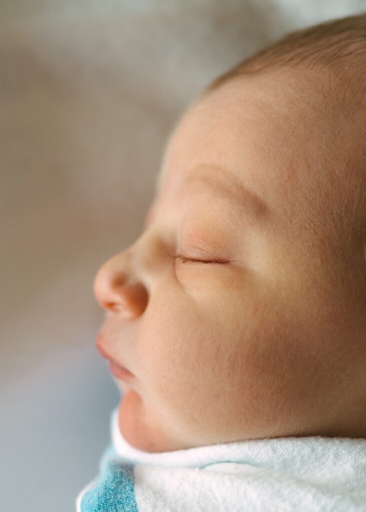newborn profile during fresh 48 session